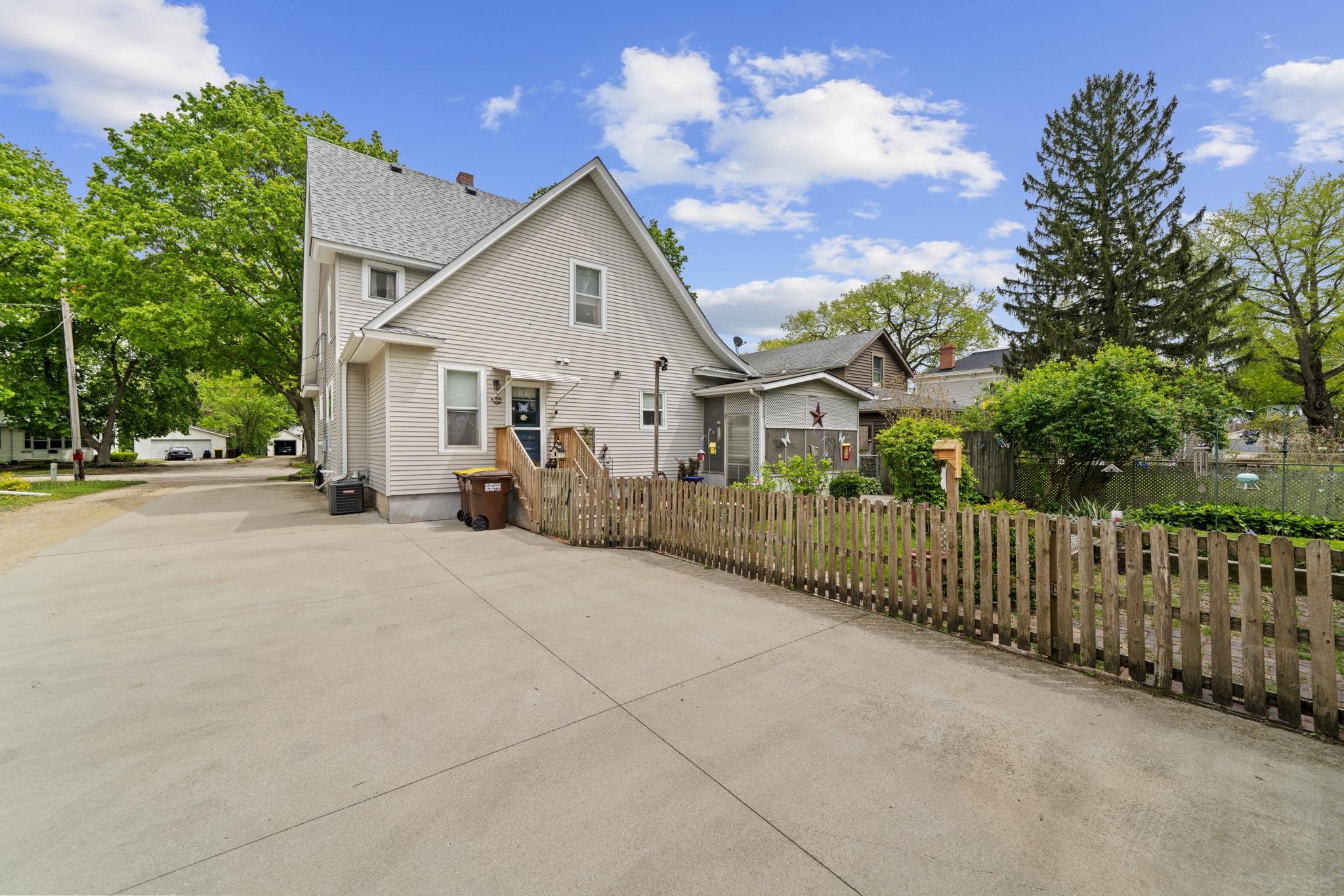 406 North 4th Street Oregon, IL 61061 - Photo 35 of 38
