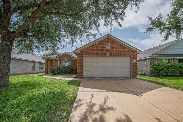 $1,800 | 3834 Pebble Garden Lane, Katy, TX 77449
