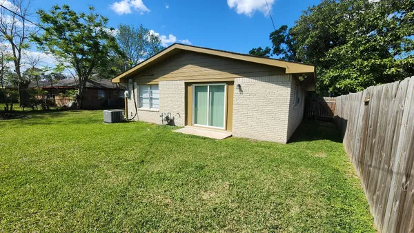 $1,650 | 2907 Dragonwick Drive, Houston, TX 77045
