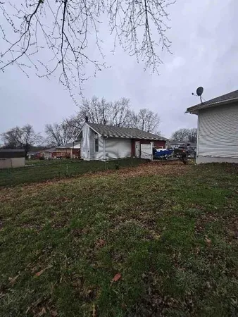 $199,900 | 4117 South Mccoy Street, Independence, MO 64055
