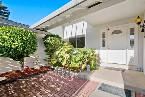 $929,000 | 477 Meadowview Court, Vacaville, CA 95688