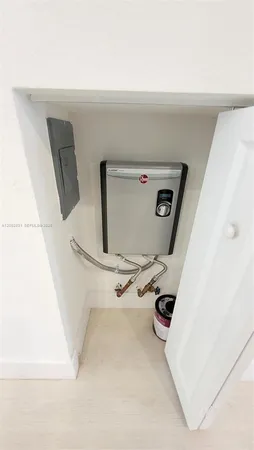 $3,000 | 14708 Southwest 181st Terrace, Miami, FL 33187