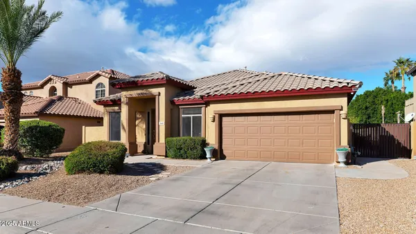 $3,850 | 540 North Scott Drive, Chandler, AZ 85225