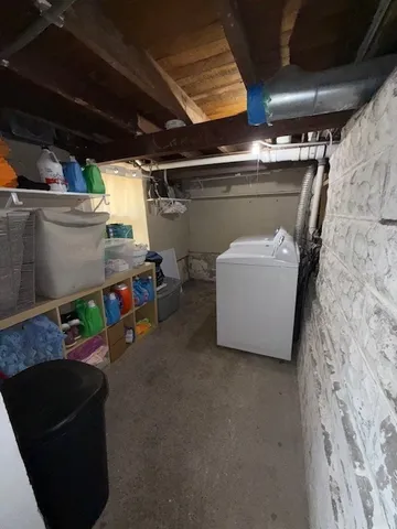 a view of backyard and entertaining space