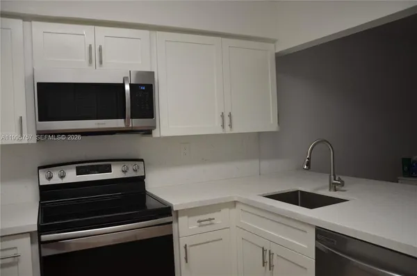 $3,100 | 15431 Southwest 81st Cir Lane, Unit 56, Miami, FL 33193