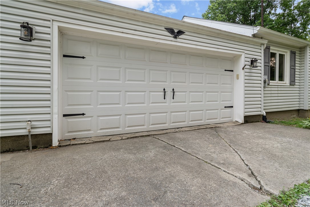 146 West Howe Road Tallmadge, OH 44278 - Photo 21 of 29 2 car attached