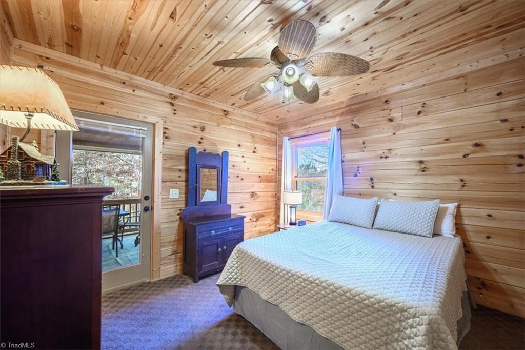 87 Prater Cove Road Franklin, NC 28734 - Photo 18 of 35