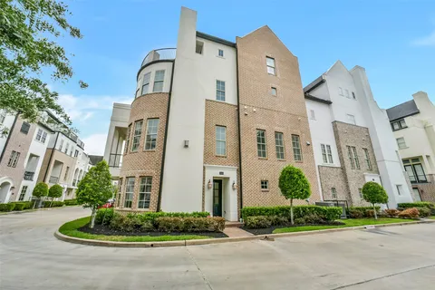 $499,000 | 2058 Fannin Station North, Houston, TX 77045