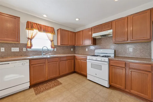 $1,870 | 20631 Tayman Oaks Drive, Cypress, TX 77433