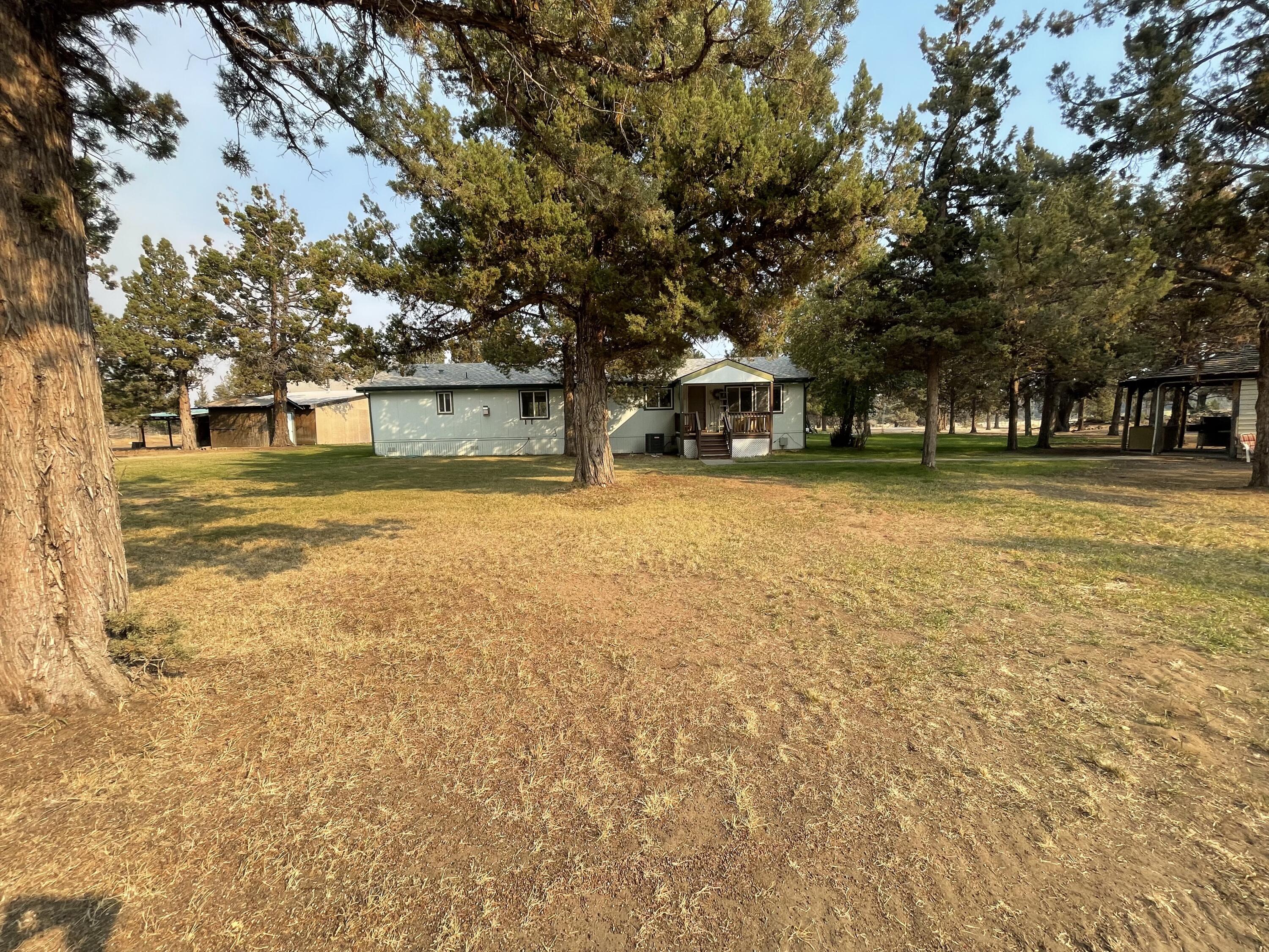 63565 Hughes Road Bend, OR 97701 - Photo 34 of 47 IMG_6724
