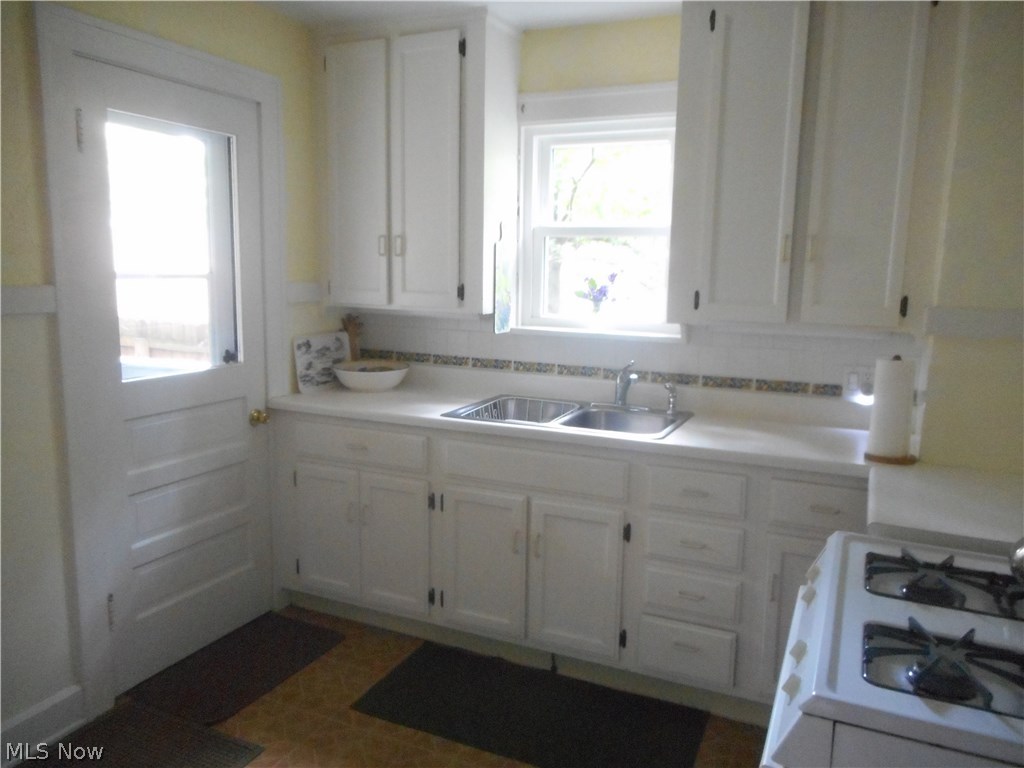 3882 Northampton Road Cleveland Heights, OH 44121 - Photo 6 of 15