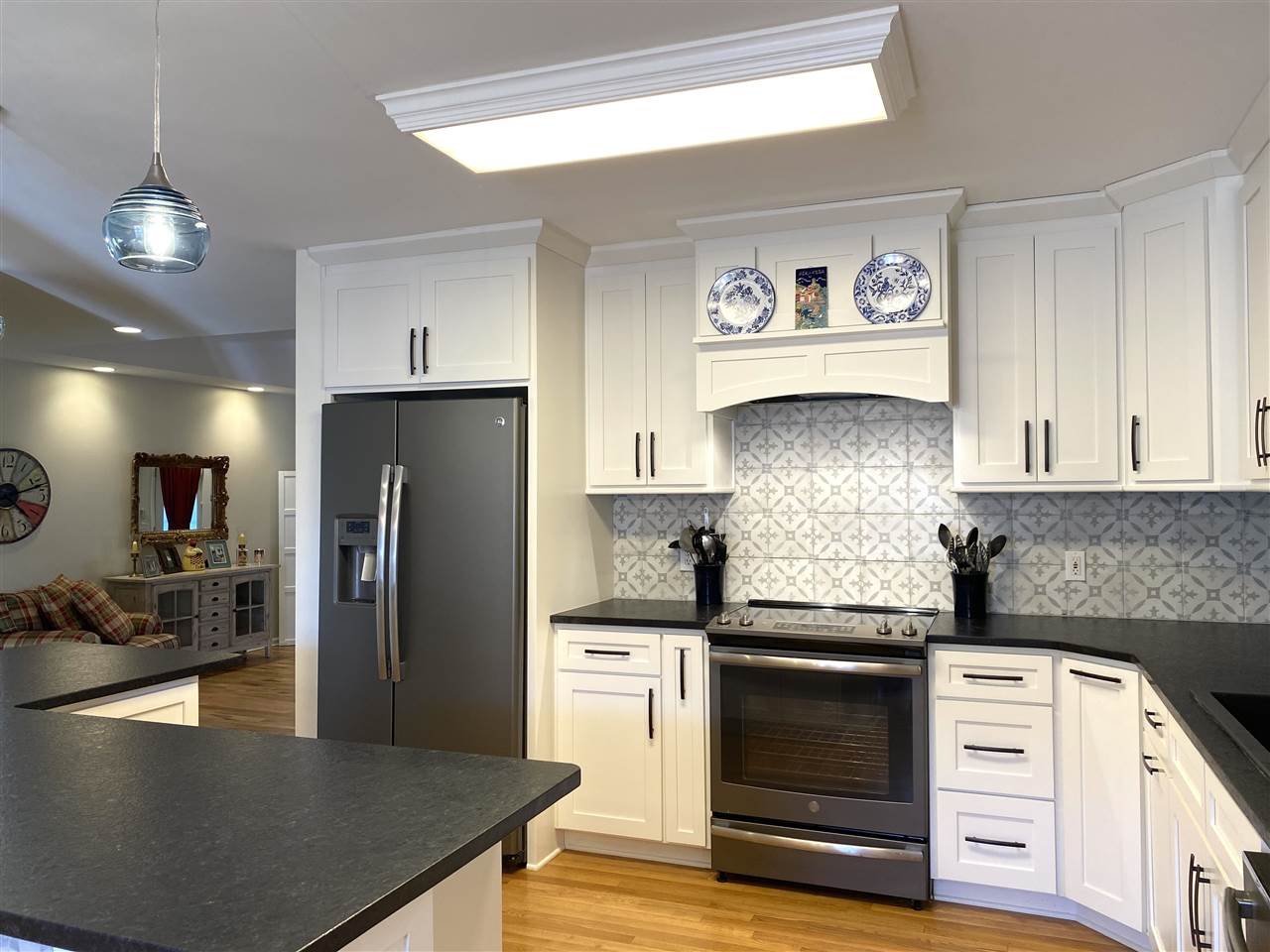1350 South Green River Road Gaffney, SC 29341 - Photo 2 of 35