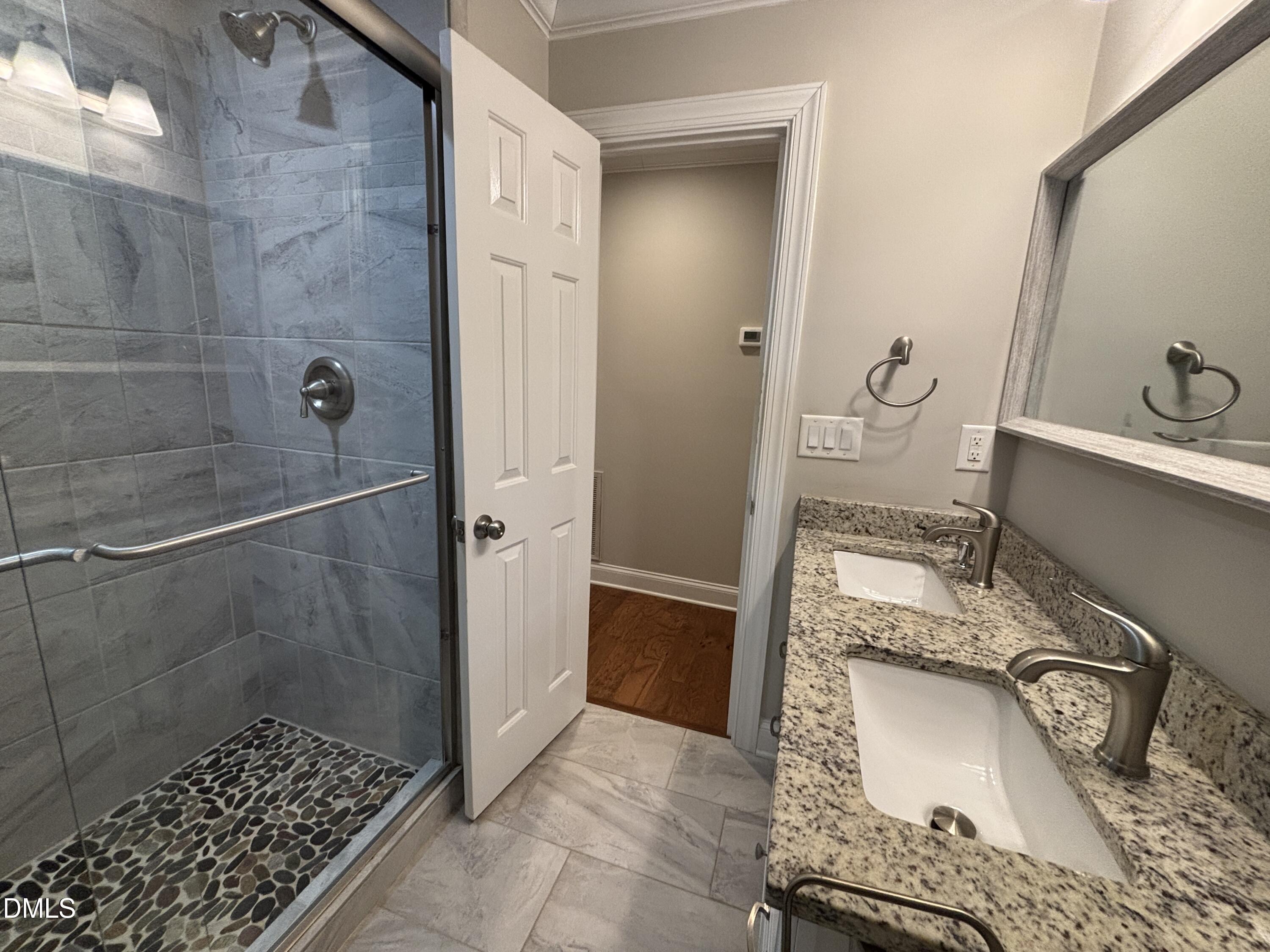 501 Merrie Road Raleigh, NC 27606 - Photo 4 of 63 20260616_143207705_iOS