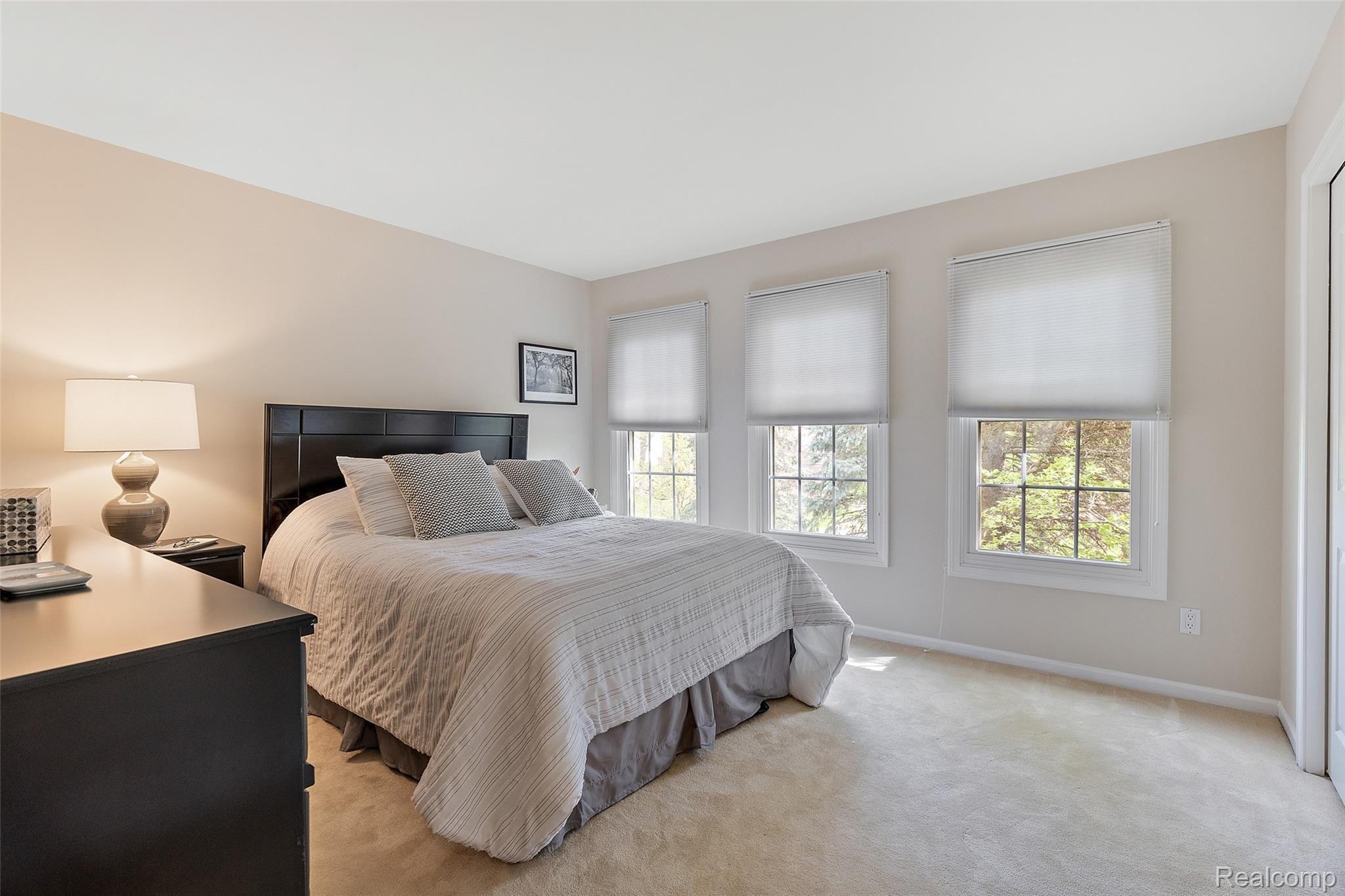 46936 Mornington Road Canton, MI 48188 - Photo 25 of 42 46936 Mornington Rd-41.jpg