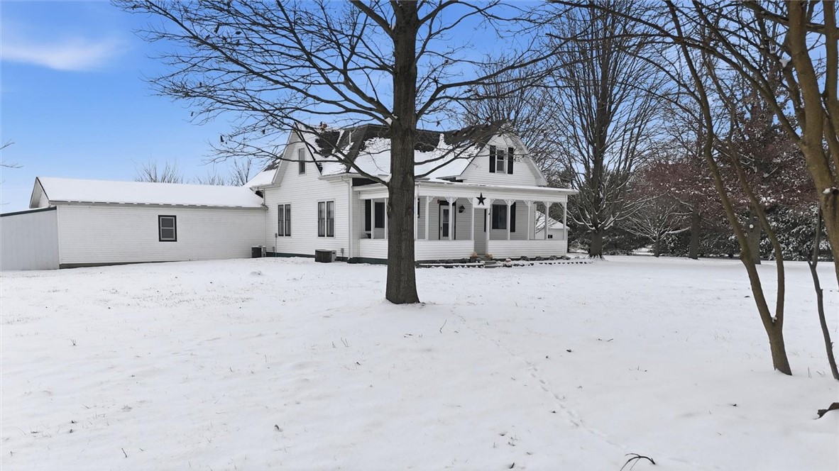6554 Anglin Road Paris, IL 61944 - Photo 3 of 38