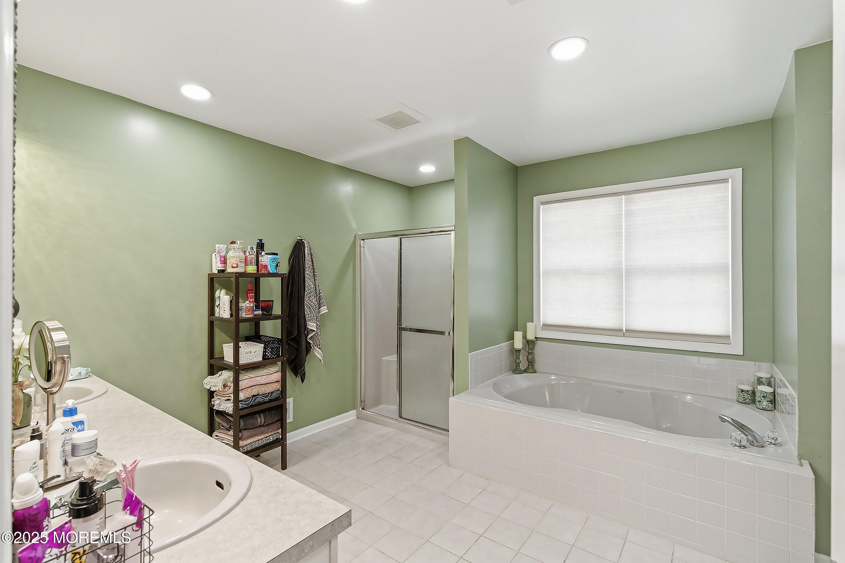 649 Toms River Road Jackson, NJ 08527 - Photo 28 of 49 34-Bath 3A