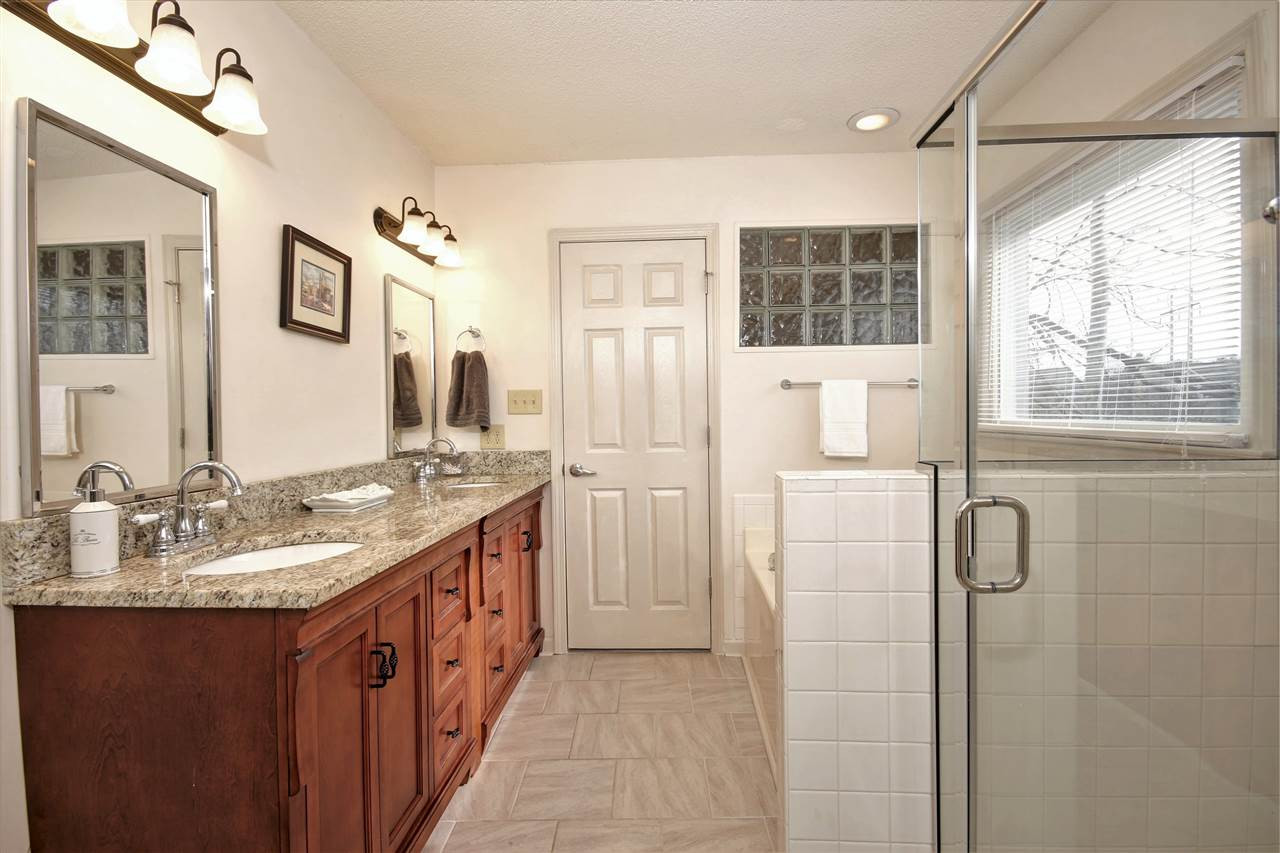 1717 Sagamore Court Raleigh, NC 27604 - Photo 19 of 24 Master Bath/Spa