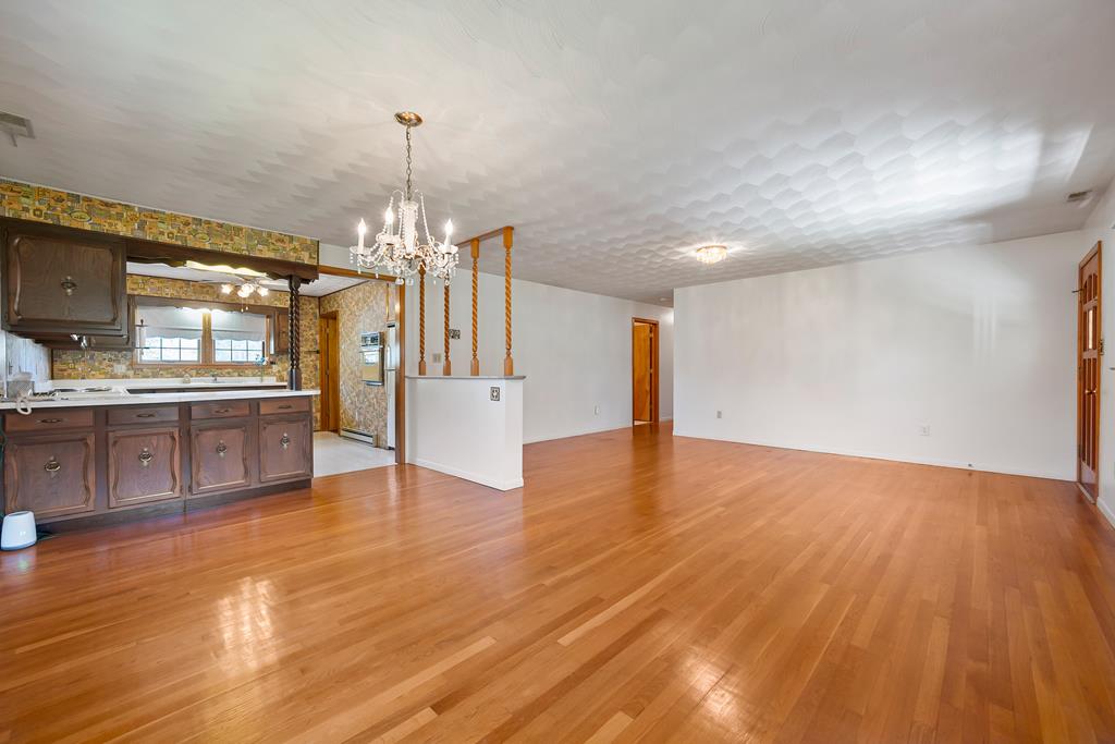 3586 Black Lick Road Rural Retreat, VA 24368 - Photo 5 of 54 Gallery Image 5