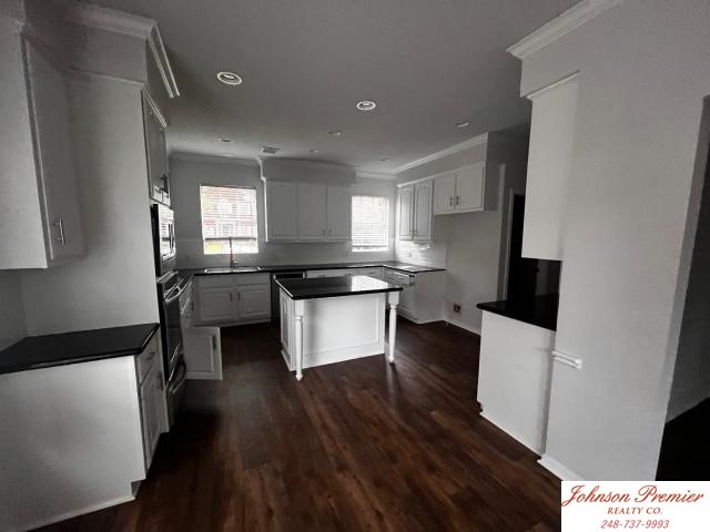 4311 Broadleaf Street Houston, TX 77345 - Photo 5 of 24