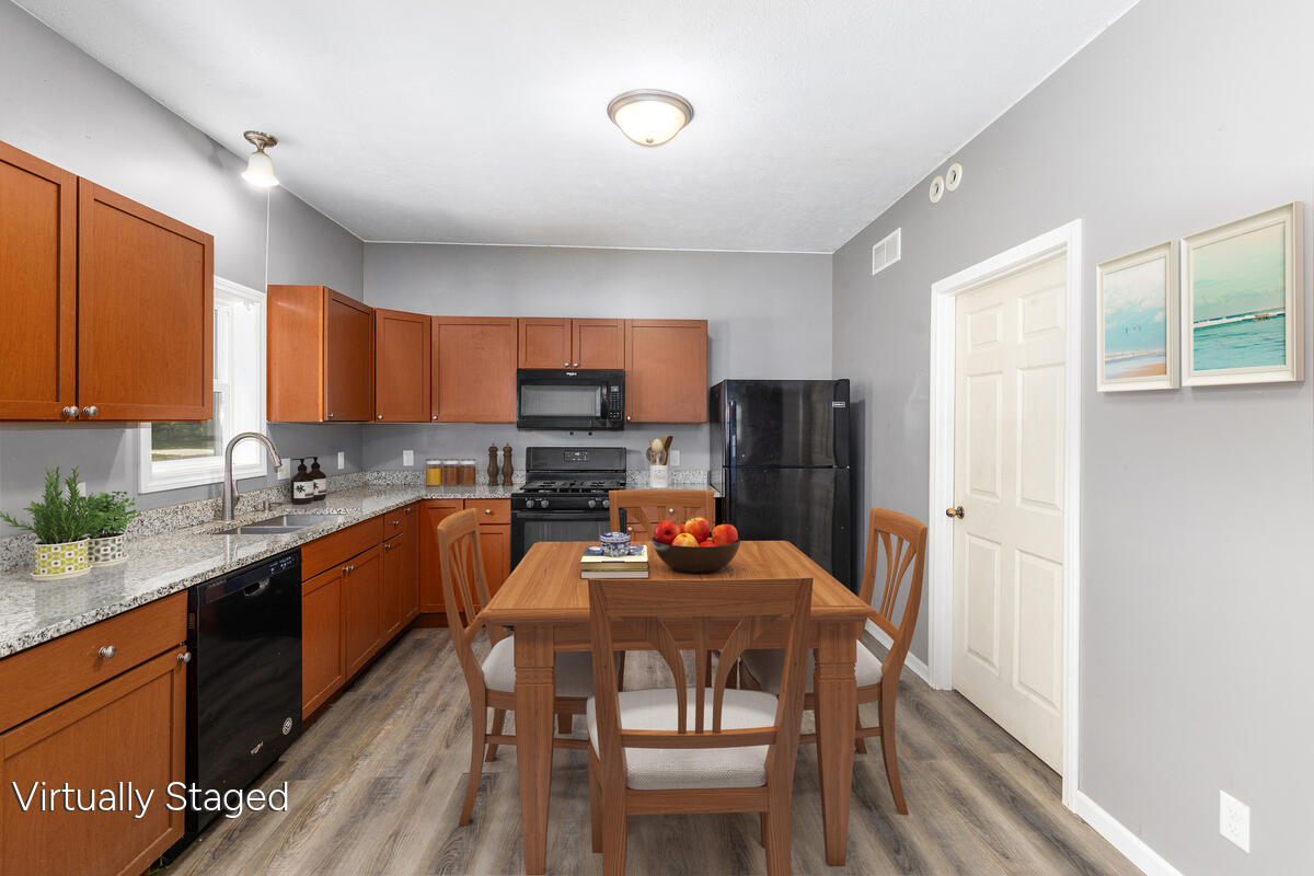 335 North 2nd Street Stanton, MI 48888 - Photo 3 of 24 Kitchen Virtually Staged