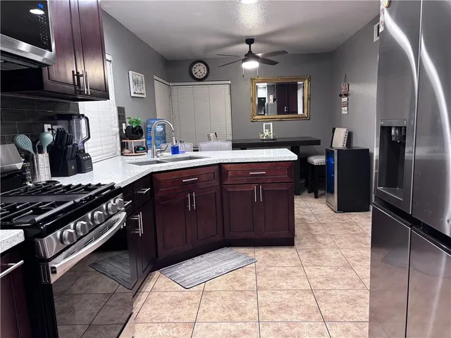 $500,000 | 560 Coudures Way, Perris, CA 92571