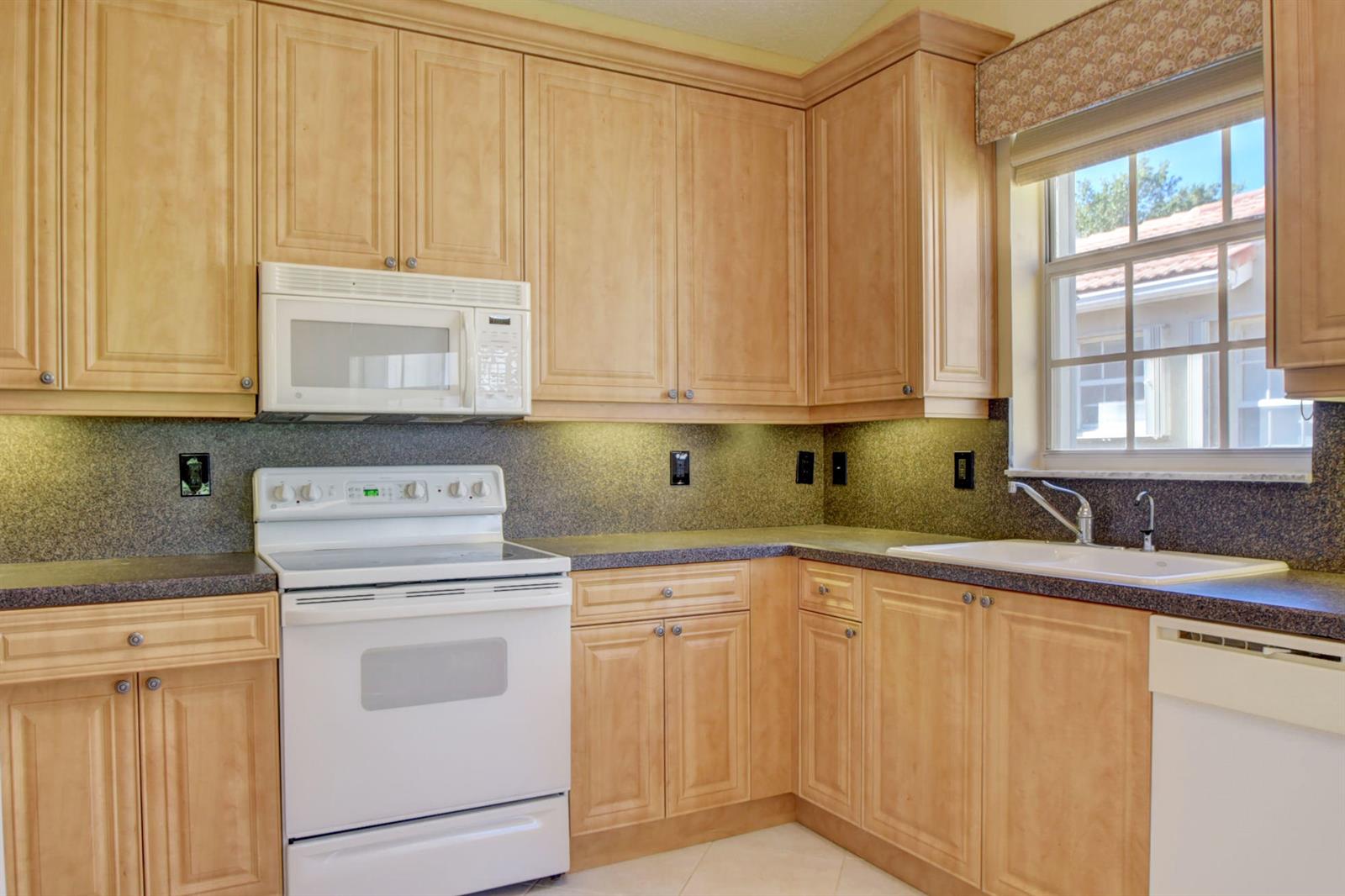 6181 Heliconia Road Delray Beach, FL 33484 - Photo 13 of 61 ALP_9908_09_10_11_12