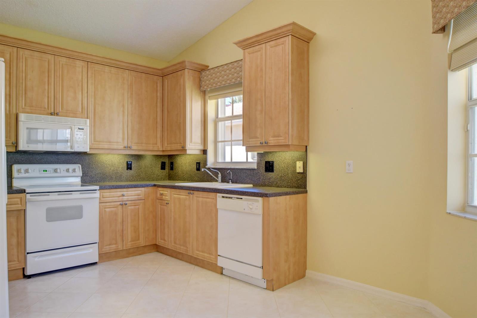6181 Heliconia Road Delray Beach, FL 33484 - Photo 10 of 61 ALP_9888_89_90_91_92