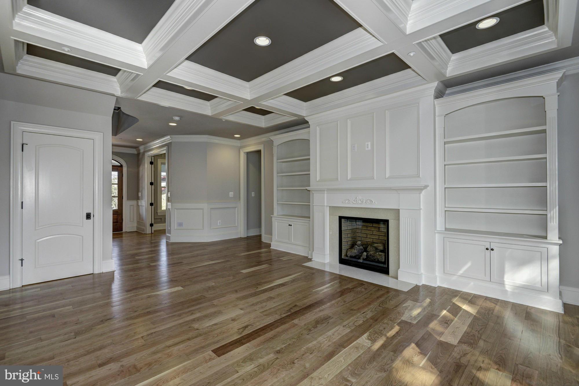 8535 West Howell Road Bethesda, MD 20817 - Photo 29 of 126 Interior (General)