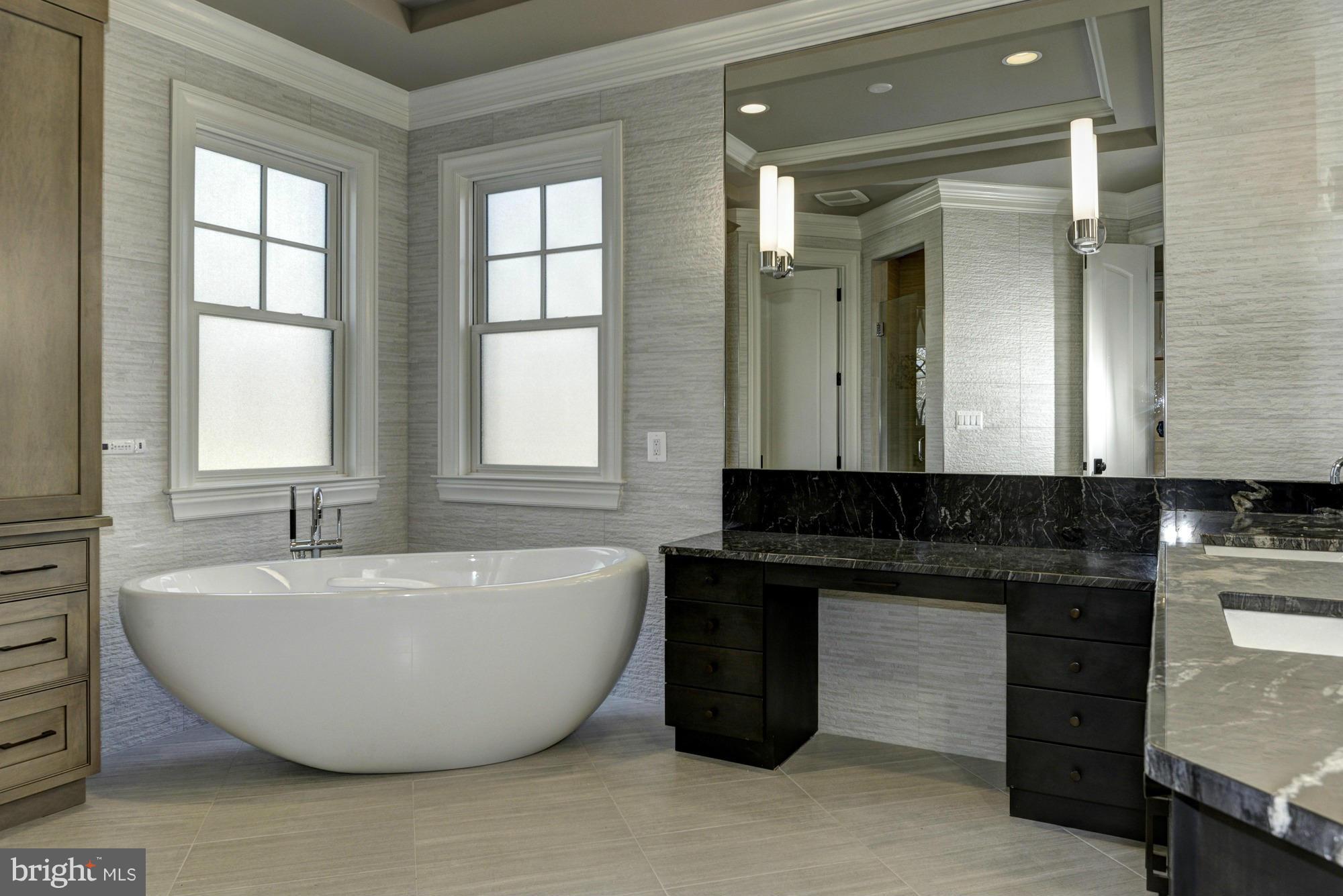 8535 West Howell Road Bethesda, MD 20817 - Photo 40 of 126 Interior (General)