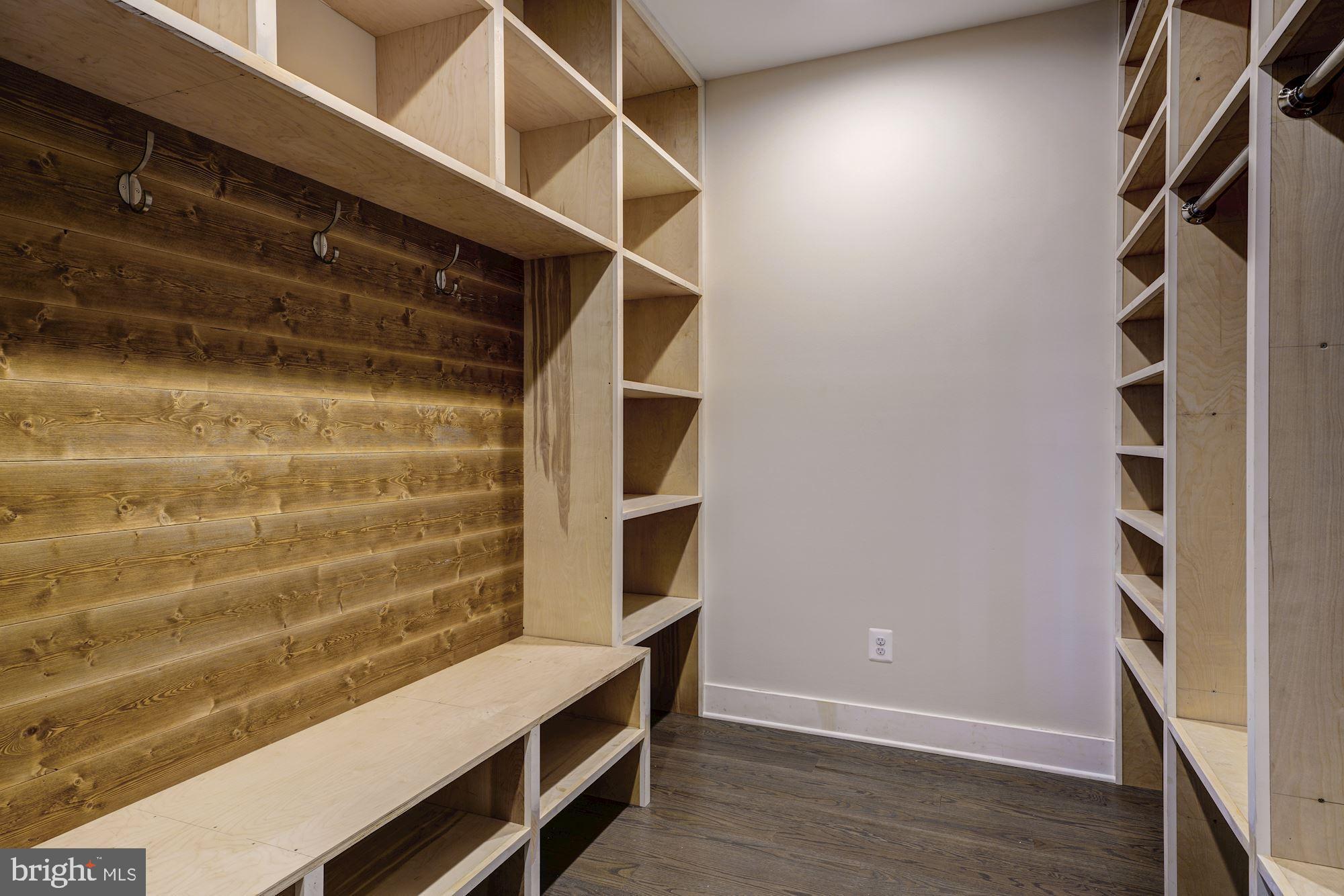 8535 West Howell Road Bethesda, MD 20817 - Photo 80 of 126 Gallery Image 80