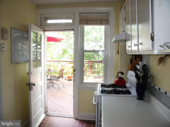 3602 Yolando Road Baltimore, MD 21218 - Photo 19 of 30 Kitchen
