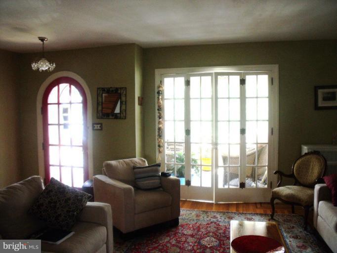 3602 Yolando Road Baltimore, MD 21218 - Photo 27 of 30 Living Room