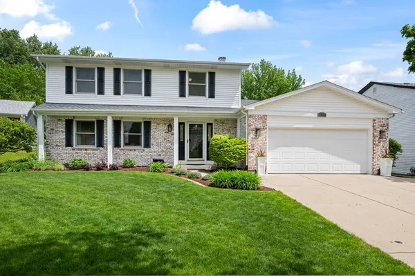 $599,000 | 4095 Victoria Drive, Hoffman Estates, IL 60192