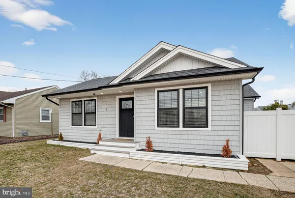 $490,000 | 9 Woodbine Avenue, Maple Shade, NJ 08052