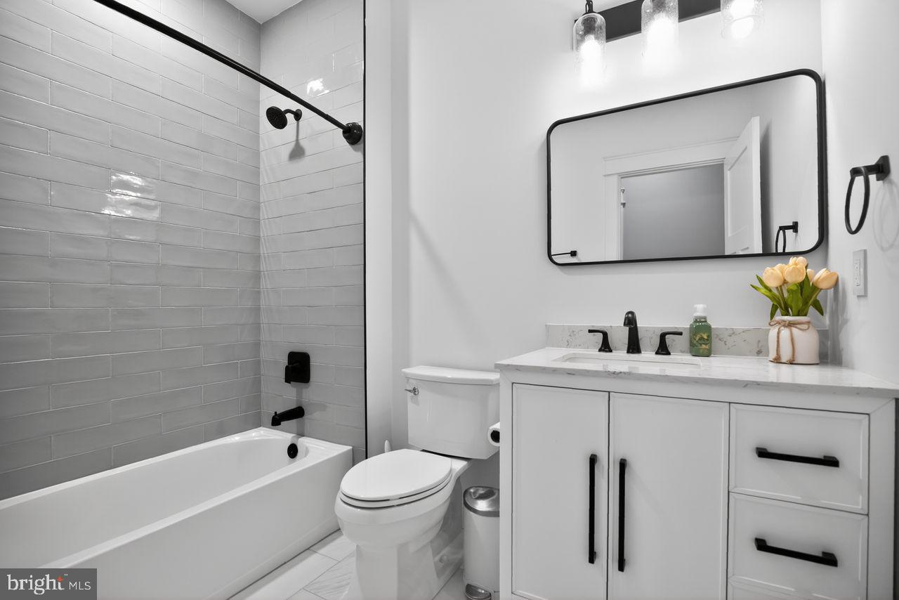 9 Woodbine Avenue Maple Shade, NJ 08052 - Photo 27 of 33