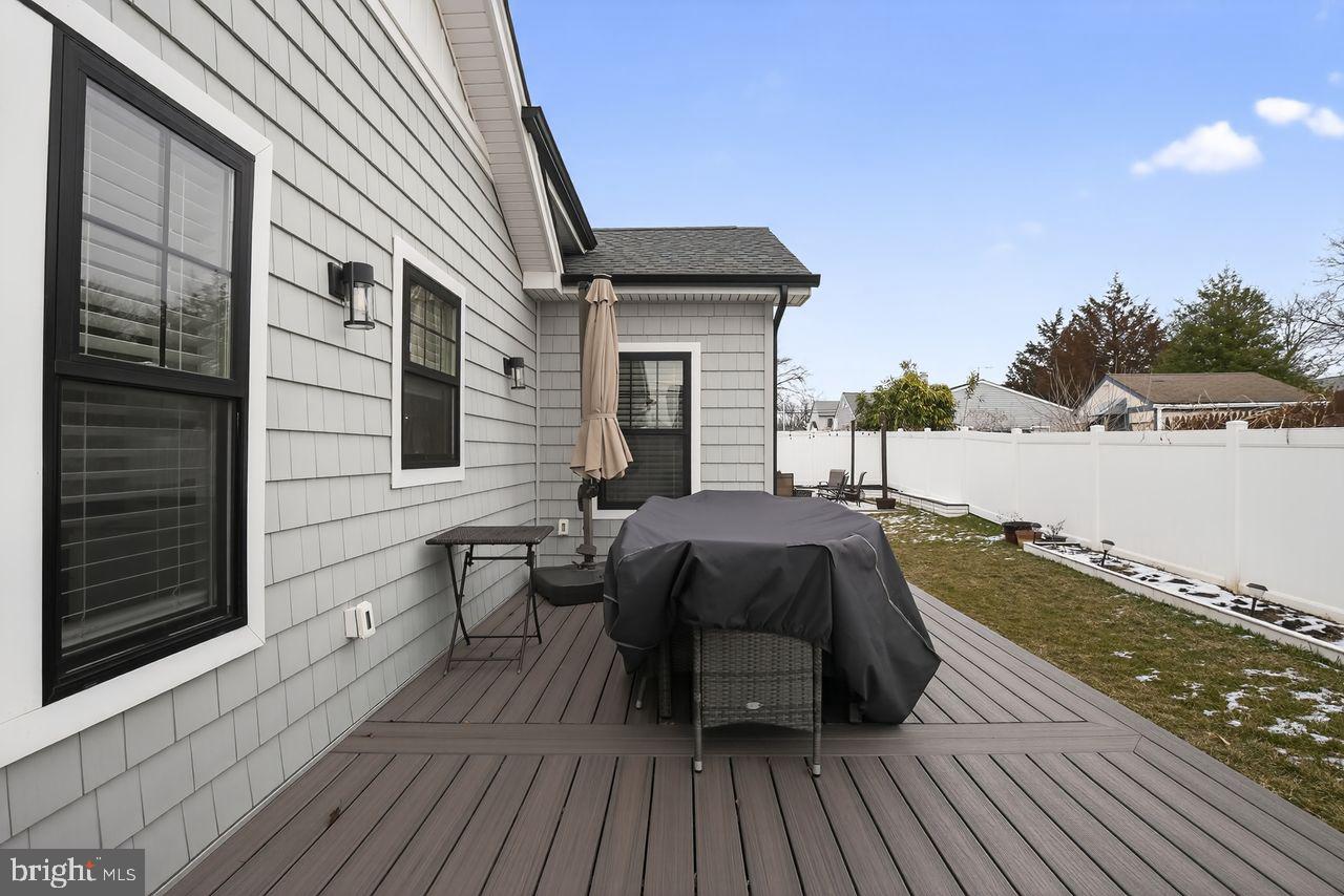 9 Woodbine Avenue Maple Shade, NJ 08052 - Photo 29 of 33