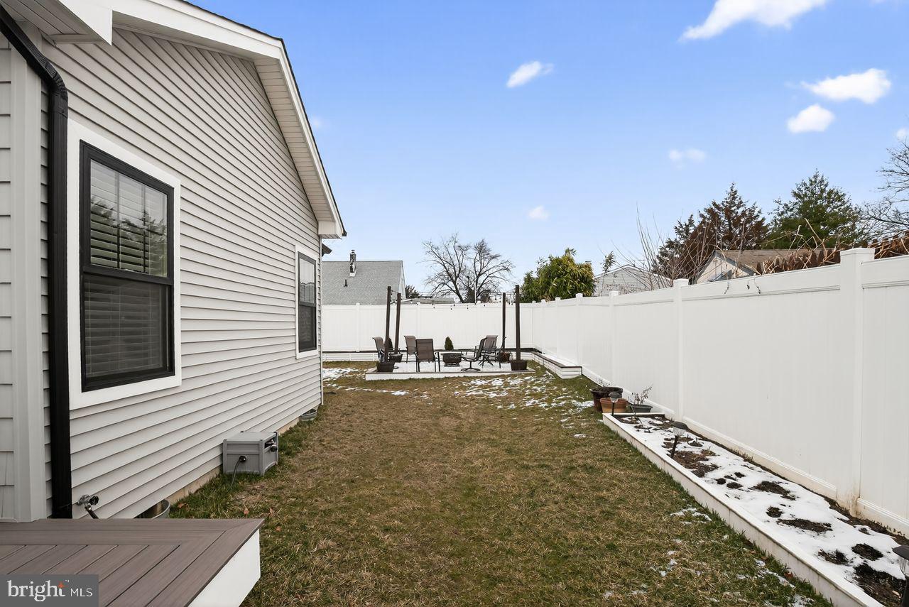 9 Woodbine Avenue Maple Shade, NJ 08052 - Photo 30 of 33