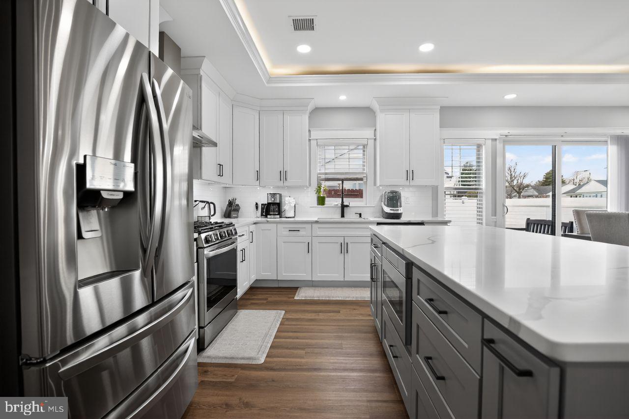 9 Woodbine Avenue Maple Shade, NJ 08052 - Photo 8 of 33