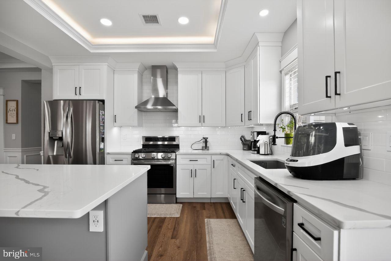 9 Woodbine Avenue Maple Shade, NJ 08052 - Photo 10 of 33