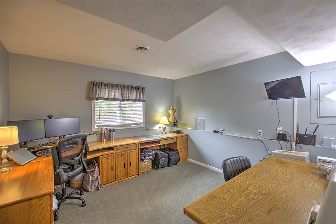 1465 West Pershing Road Decatur, IL 62526 - Photo 21 of 35