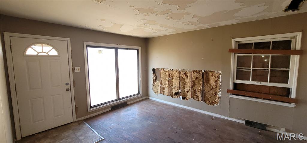 304 Lanark Road St. Louis, MO 63137 - Photo 6 of 22 Gallery Image 6