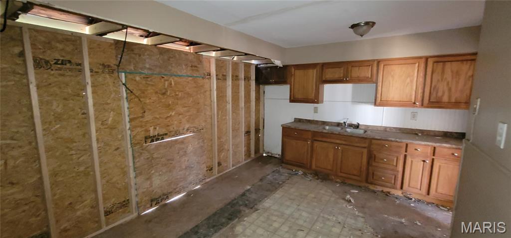 304 Lanark Road St. Louis, MO 63137 - Photo 9 of 22 Gallery Image 9