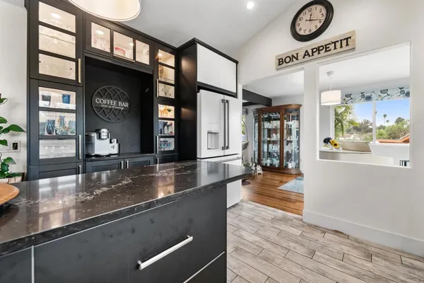 $995,000 | 370 Spanish Spur, Fallbrook, CA 92028