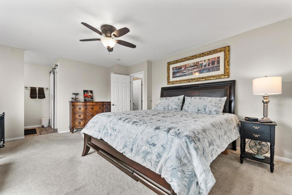 370 Spanish Spur Fallbrook, CA 92028 - Photo 24 of 51 Primary Bedroom