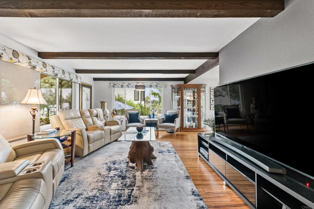 370 Spanish Spur Fallbrook, CA 92028 - Photo 7 of 51