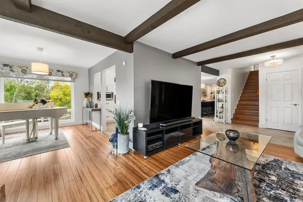 $995,000 | 370 Spanish Spur, Fallbrook, CA 92028