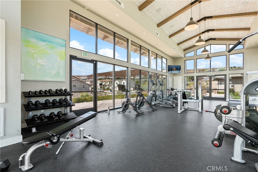 18138 Tableau Way Saugus, CA 91350 - Photo 45 of 46