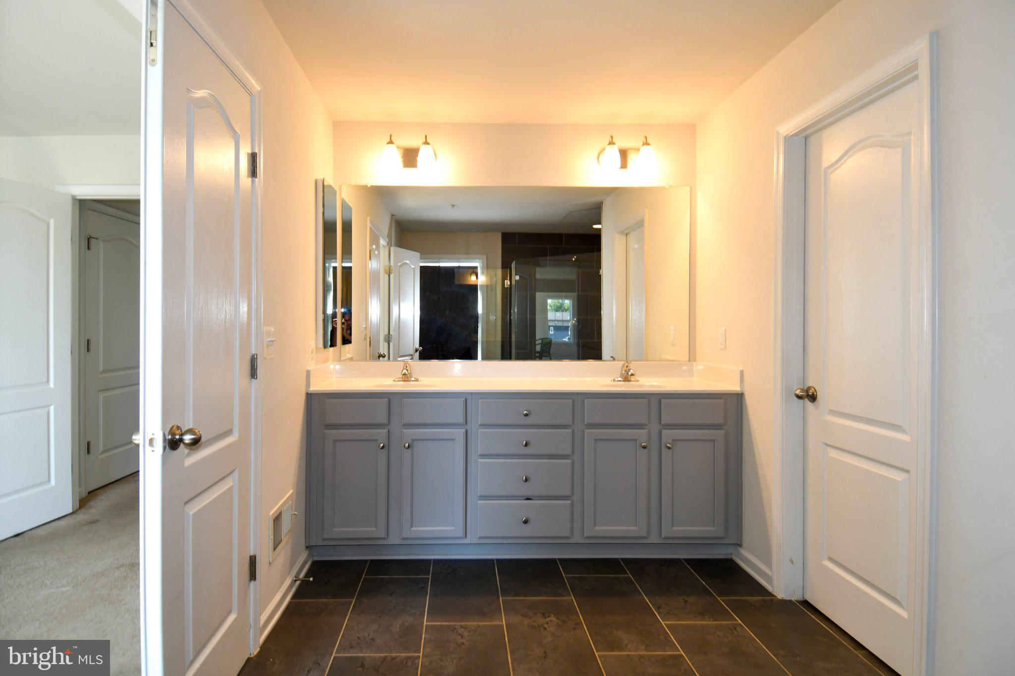 6677 Timber Ridge Lane Bryans Road, MD 20616 - Photo 26 of 38 Owner's Full Bathroom