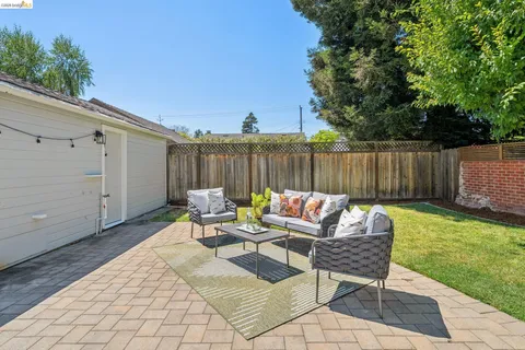 $869,000 | 264 Marlow Drive, Oakland, CA 94605