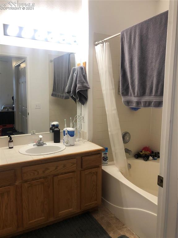 3875 Strawberry Field Grove, Unit B Colorado Springs, CO 80906 - Photo 17 of 24